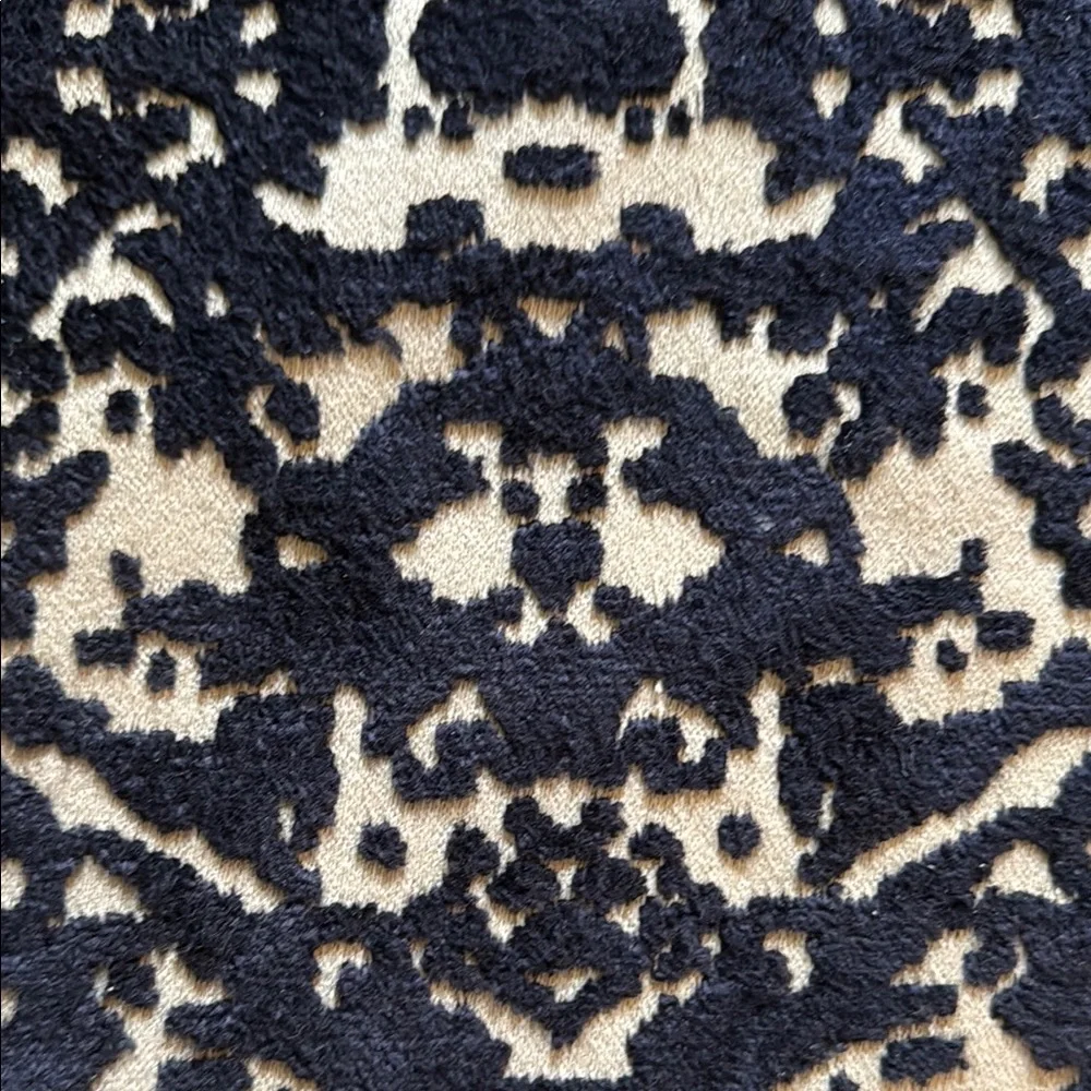 Villa Navy and Cream Velvet Texture‎ Patterned Pillow Cover